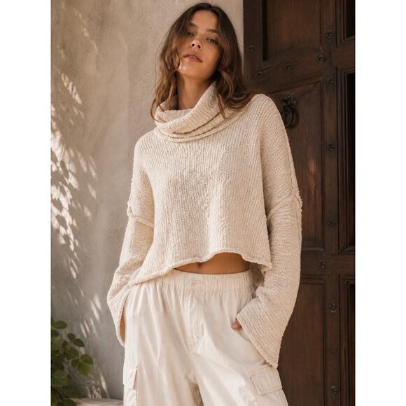 Free People Sweaters - FREE PEOPLE Womens Cream Cowl Neck Textured Crop Sweater Pullover Top Size XS
